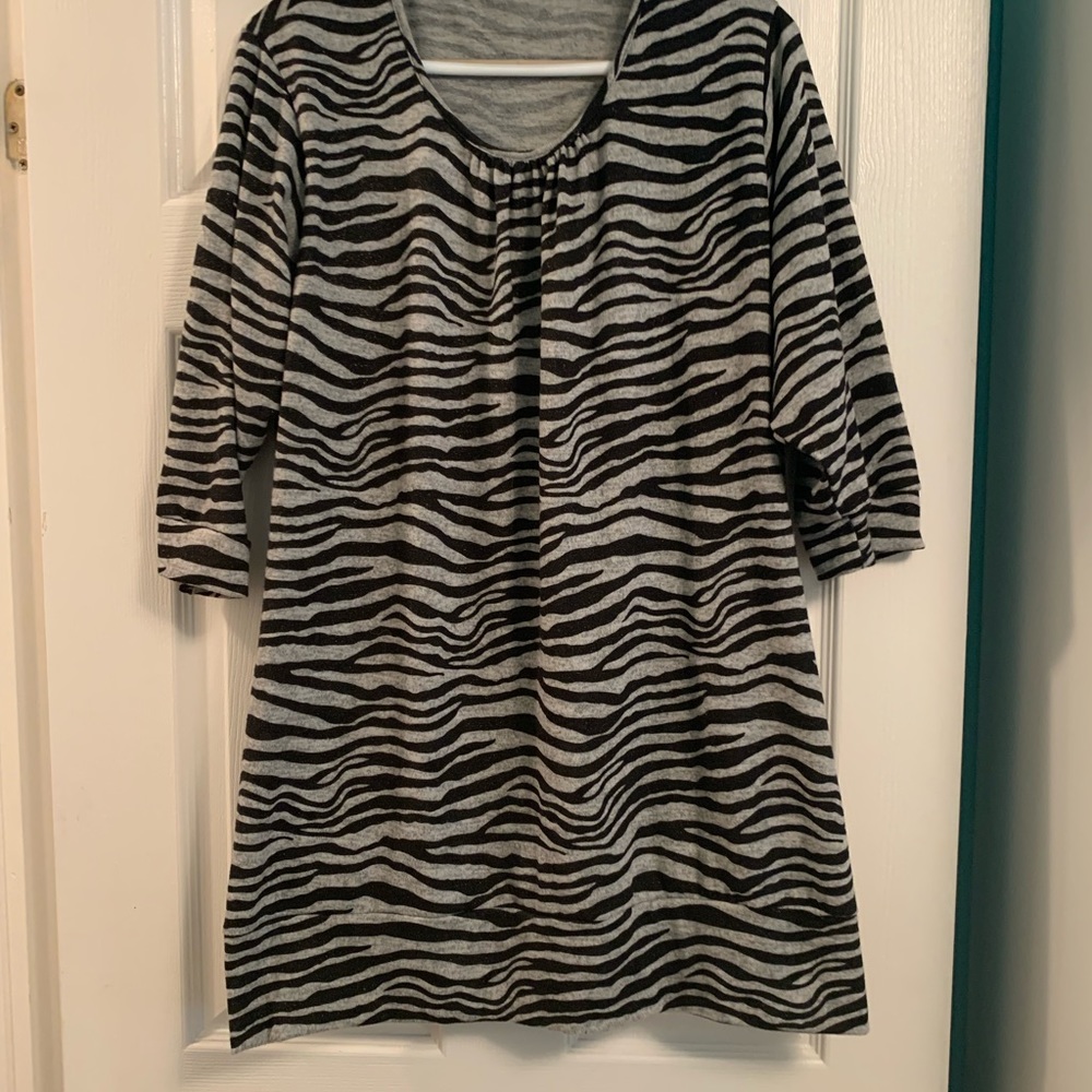Plus size Ladies sweater 2X.